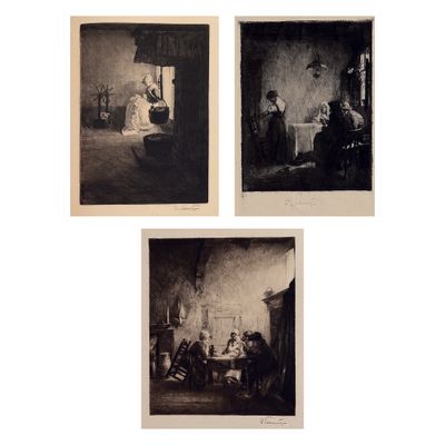 quatre photographies en noir et blanc représentant des personnes assises à une table
