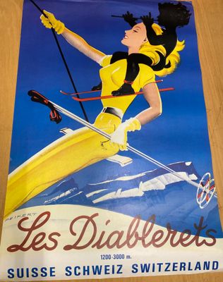 affiche représentant une femme en train de skier en montagne avec des bâtons de ski