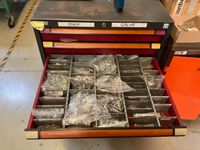 table marbre avec servantes garnies quincaillerie (photo 5)