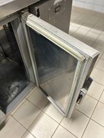 1 tour réfrigéré en inox à 4 portes 250x85 cm (vide) (photo 3)