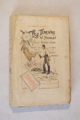 un vieux livre sur lequel figure le dessin d'un homme