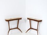 paire de tables d'appoint de style « mid-century modern » dans le style de Person