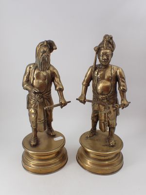 CHINE Deux sujets en bronze, H. 30,5cm (accidents et manques) - Photo 1