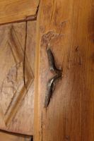 Ancienne porte à caissons sculpté de pointes de diamant, ave… (photo 3)