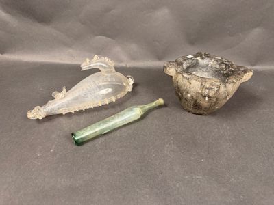 [ARTS POPULAIRES] Lot comprenant : 1 mortier en pierre bleue…