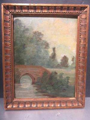 une peinture à l'huile représentant un pont enjambant une rivière, avec des arbres en arrière-plan