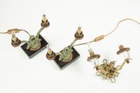 Paire de lampes à poser à deux lumières, structure géométriq… (photo 2)