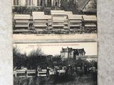 deux photos en noir et blanc représentant des bancs devant un immeuble