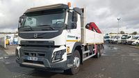 CAMION PLATEAU GRUE VOLVO 6X4 FMX410 équipé GRUE HYVA HC183X…