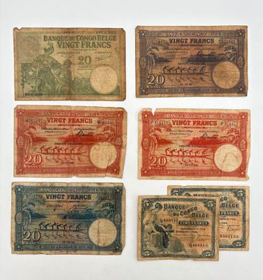 six anciens billets de banque français différents sur un fond blanc