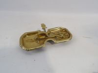 Objets en laiton comprenant 1 porte mouchette 18. (photo 2)