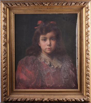 portrait d'une jeune fille en robe rouge avec un nœud rouge, dans un cadre doré