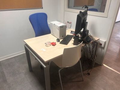 1 Bureau droit - Photo 1