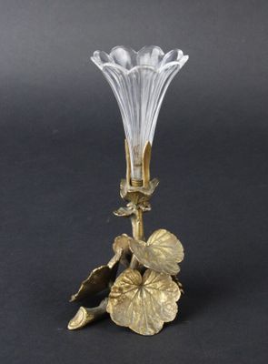 Vase cornet en cristal sur monture en bronze à motif de feui… - Photo 1