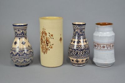 MAROC - Réunion de 4 vases en céramique comprenant deux vase…