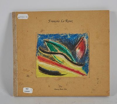 la photo d'un livre sur lequel figure un oiseau