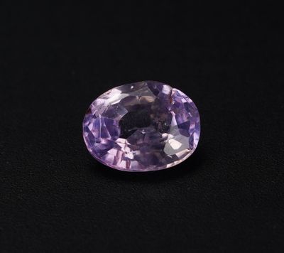 Saphir, Pinkish Purple à Purplish Pink, 1,13 ct, Sri Lanka.