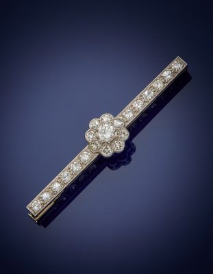 an art deco diamond bar broochle