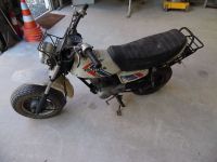 - Moto HONDA CY80 type HB01, cadre n° HB015001881, à restaur…