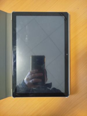 une personne se prenant en photo dans un miroir