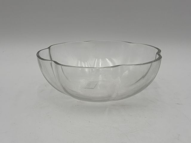 BACCARAT : coupe polylobée en cristal D : 20