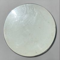 Table basse à plateau circulaire en verre reposant sur une s… (photo 2)