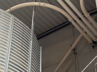 Silo d'intérieur de stockage (vide) (photo 2)