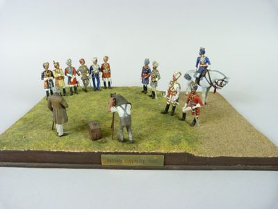 un grand nombre de figurines sur une table
