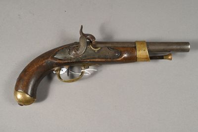 Pistolet réglementaire AN IX modifié 1822 à piston, canon le…