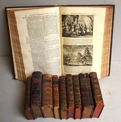 Réunion de 10 livres anciens époque XVIIIe, dictionnaire du … - Photo 1