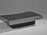 table basse en miroir avec pied noir et bordure dorée