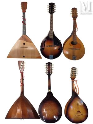 quatre types différents de mandolines sont présentés en rangée