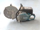 a picture of a machine that is sitting on the floor