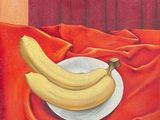 une peinture représentant deux bananes dans une assiette posée sur une nappe rouge