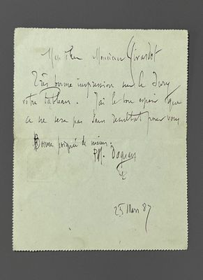 un vieux bout de papier sur lequel est écrit un message à la main