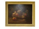 une peinture à l'huile représentant une corbeille de fruits posée sur une table