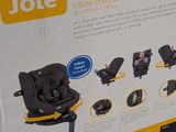 a box with a picture of a baby car seat in it