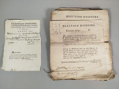 Réunion de formulaires et quittances fiscales imprimés et ma…