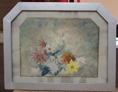 a picture of a picture of a bunch of flowers in a picture frame