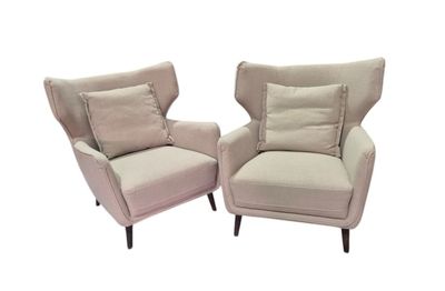 Travail CONTEMPORAIN Paire d'importantes CHAUFFEUSES, dossie…