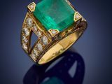 an emerald and diamond ring