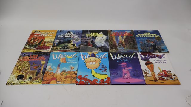 Lot de 15 albums de bandes dessinées, Blake et Mortimer, Jonathan...