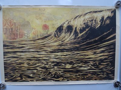 a picture of a picture of a wave in the ocean