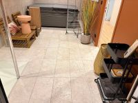 Paire de chaises basses bois genre teck assise et dossier la…