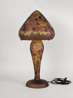 a lamp that is sitting on top of a table