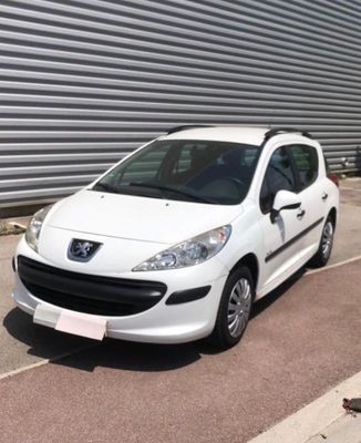 Véhicule particulier Peugeot 207 SW 1.