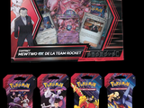une boîte de cartes Pokémon sur laquelle figure l'image d'un homme en smoking