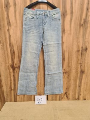 Lot de 80 pantalons femme denim ? Tailles diffrentes (34  …