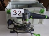 a picture of a machine that is sitting on top of a table