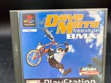 un gros plan sur la jaquette d'un jeu vidéo représentant une personne à vélo